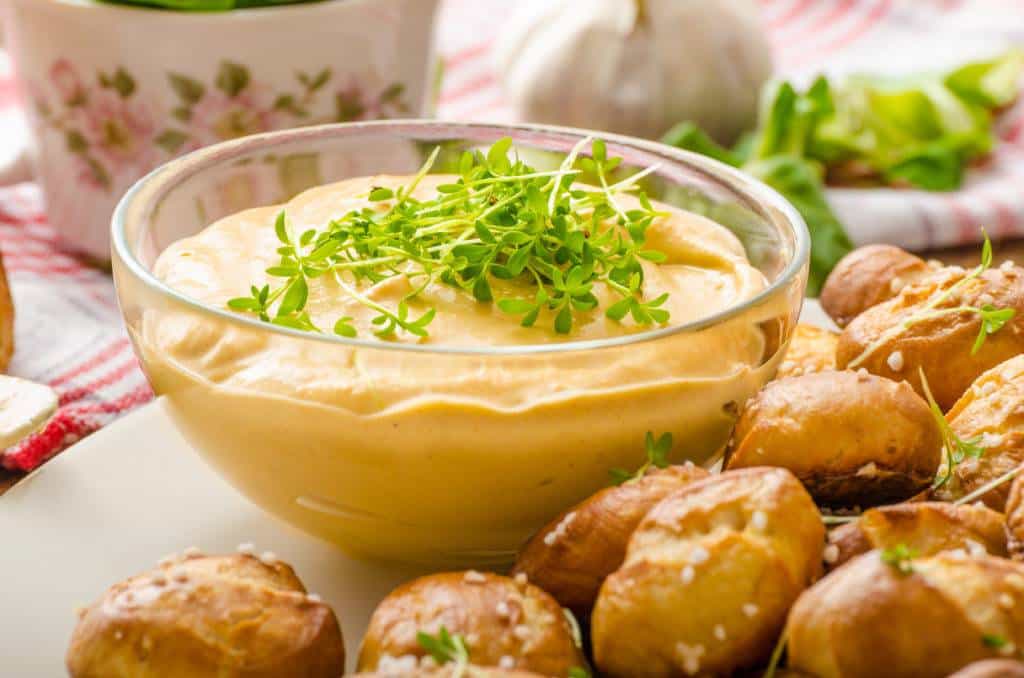 Dairy-based condiments