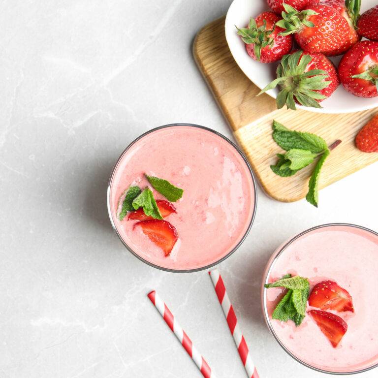 strawberry milkshakes