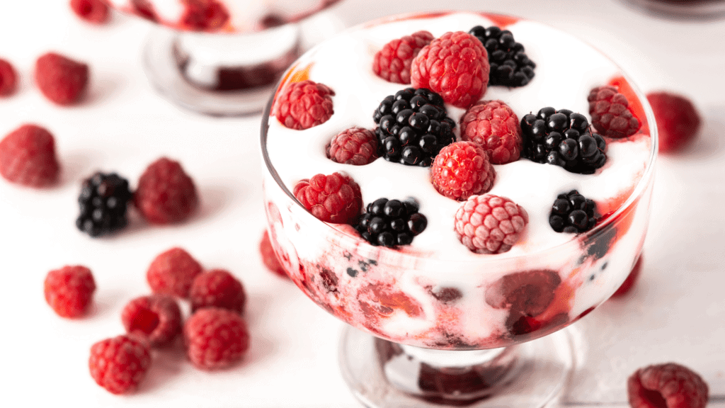 Yogurt con frutos rojos