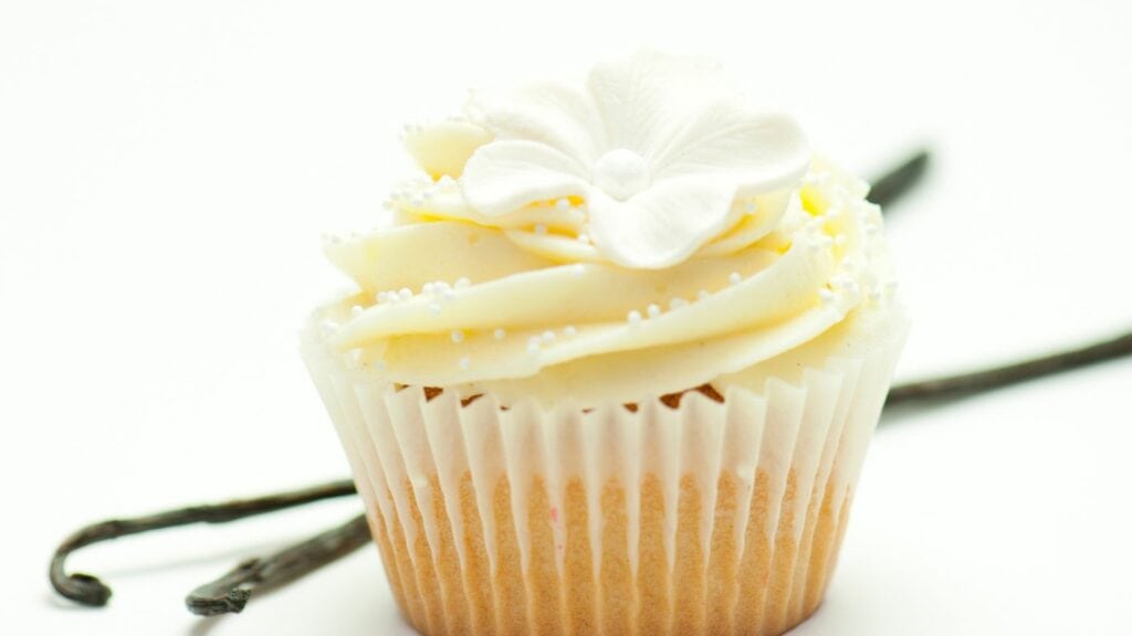 vanilla cupcake