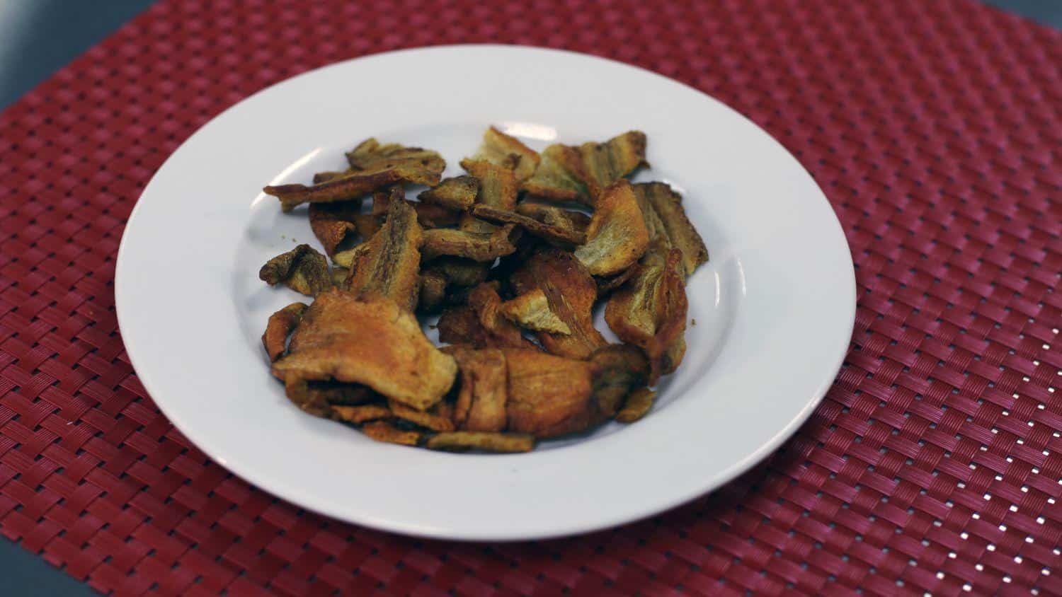 smoked cheddar carrot chips