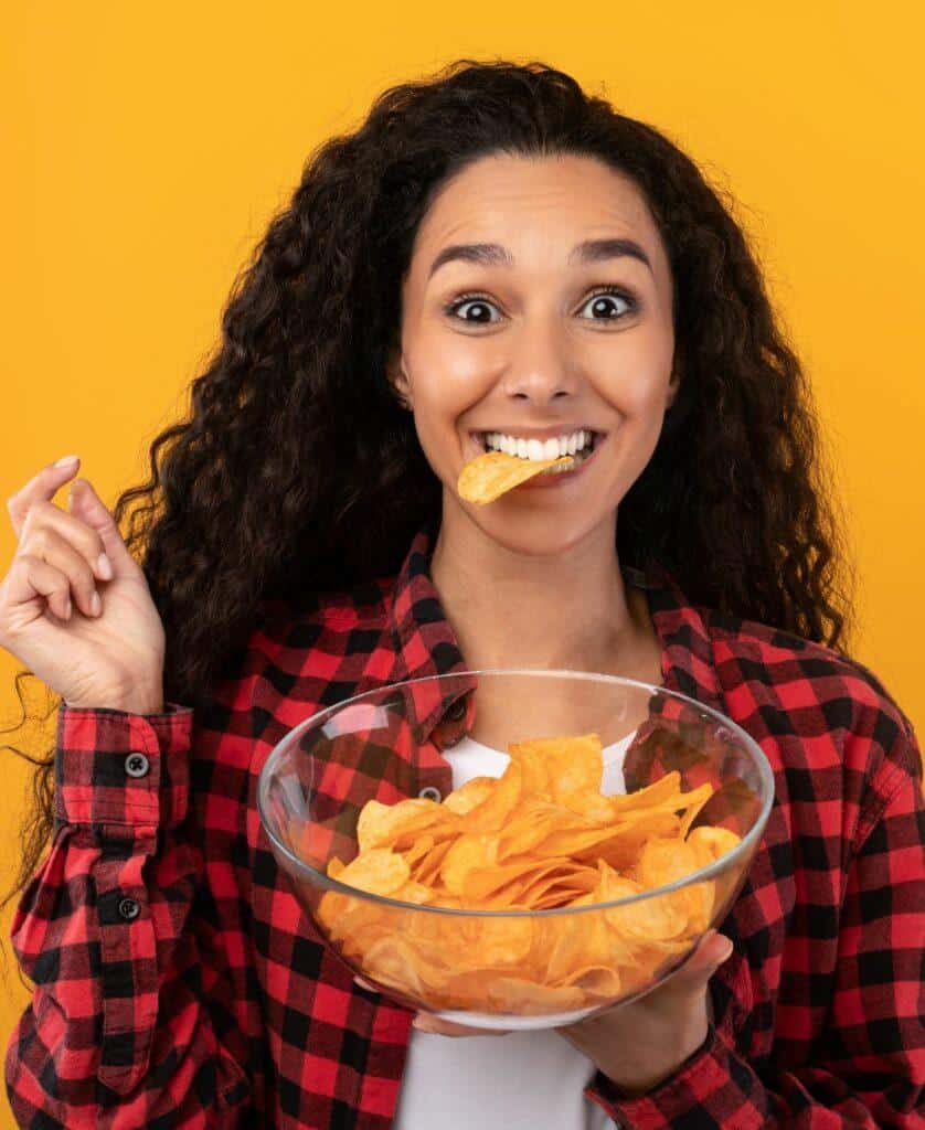 young-lady-snacking