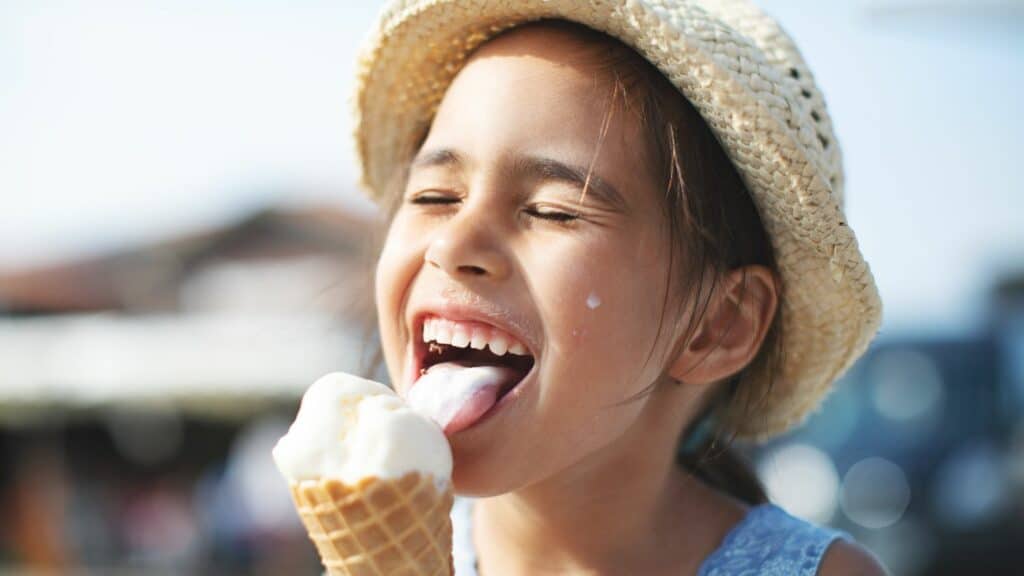 girl-eating-ice-cream