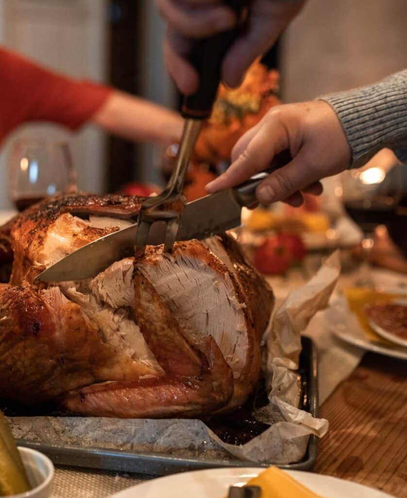 slicing-turkey
