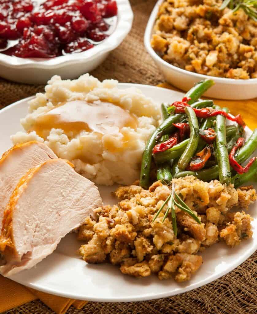 thanksgiving-dinner