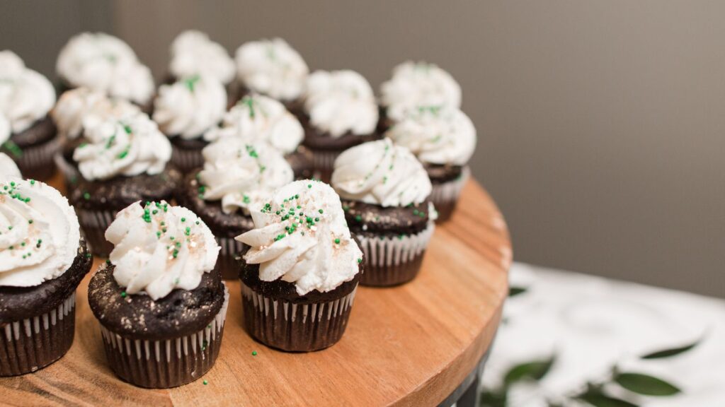 irish-cream-cupcakes