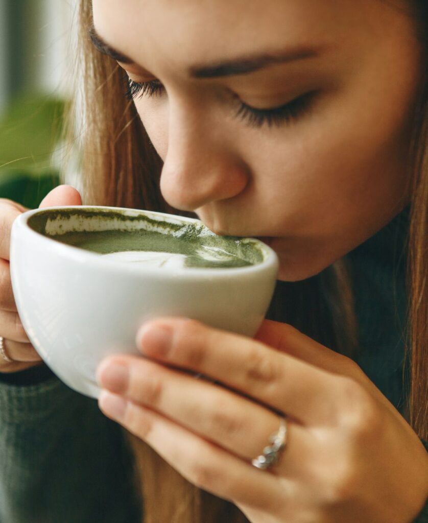 drinking-matcha