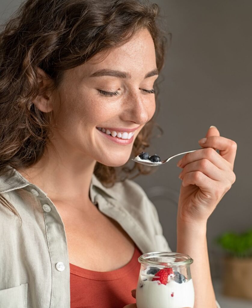 woman-eating-yogurt