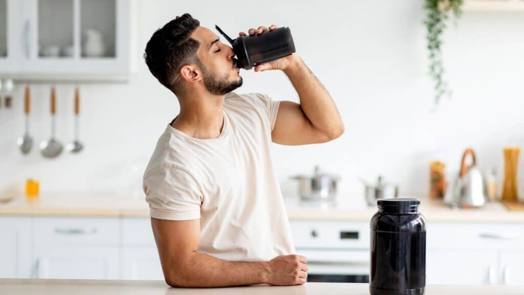 young-men-drinking-protein